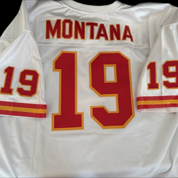 Kansas City Chiefs Jersey Mitchell & Ness NFL Joe Montana #19 Throwback Jersey - Picture 2 of 8